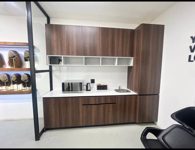 95M² BUSINESS TO LET IN CAPE TOWN CITY CENTRE